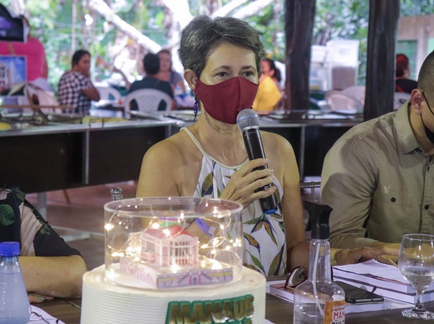 Publicações de livros destacam fatos e feitos em Manaus nos seus 352 anos