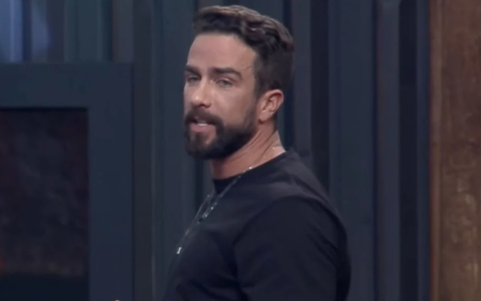 Erasmo Viana causa revolta ao sugerir atirar em gays com arma de paintball 