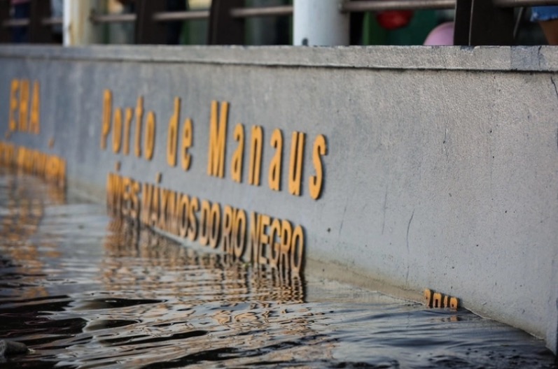 Nível do Rio Negro sobe 10 centímetros em 24h no Amazonas