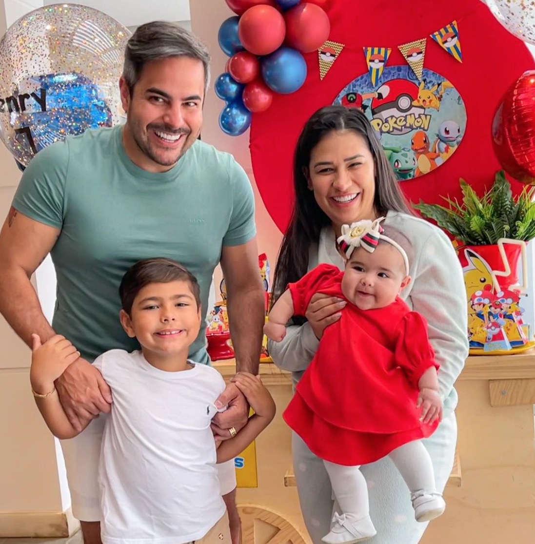 Simone admite crise no casamento com Kaká Diniz