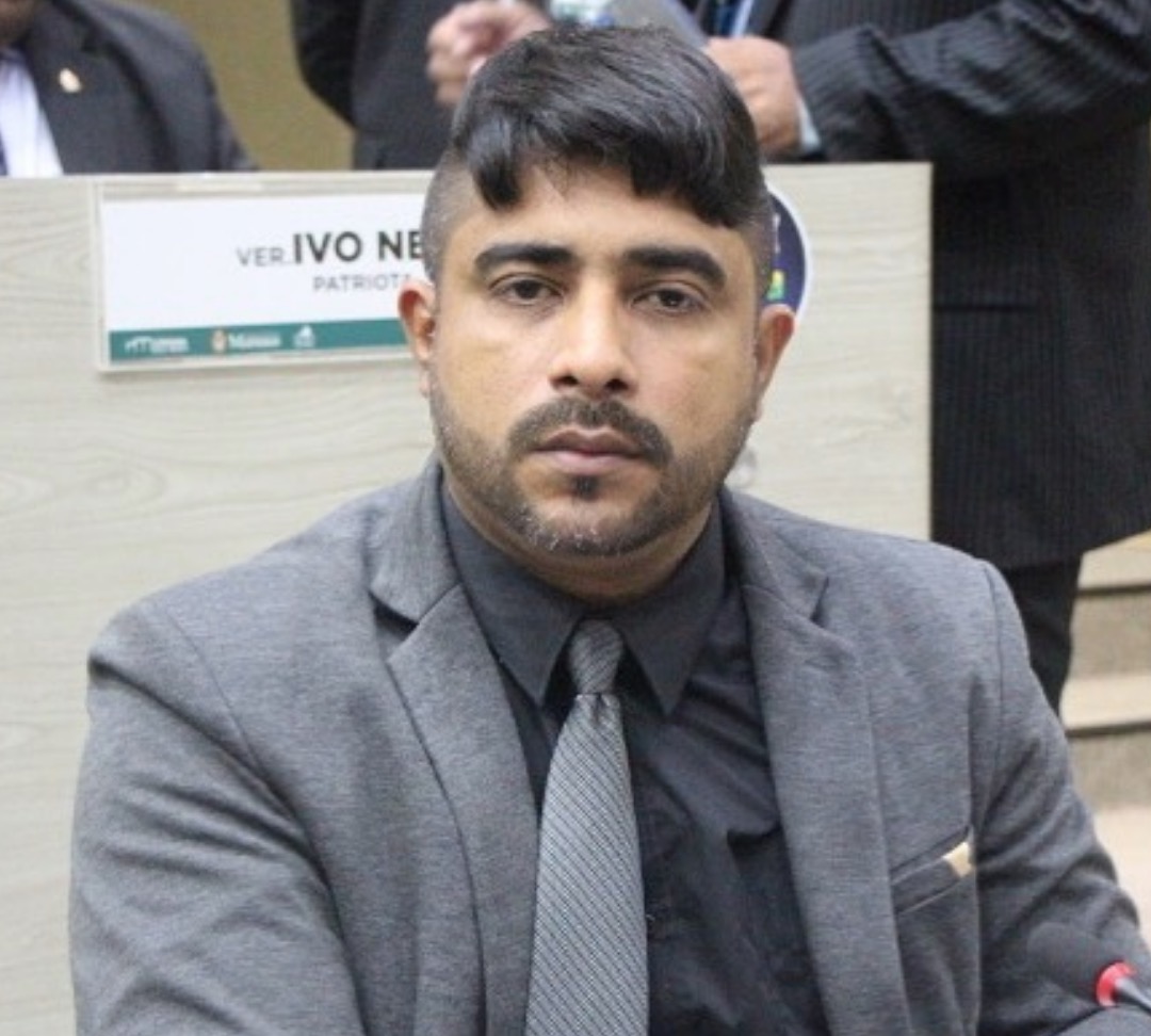 Vereador Dione Carvalho sofre atentado e filho é baleado em Manaus