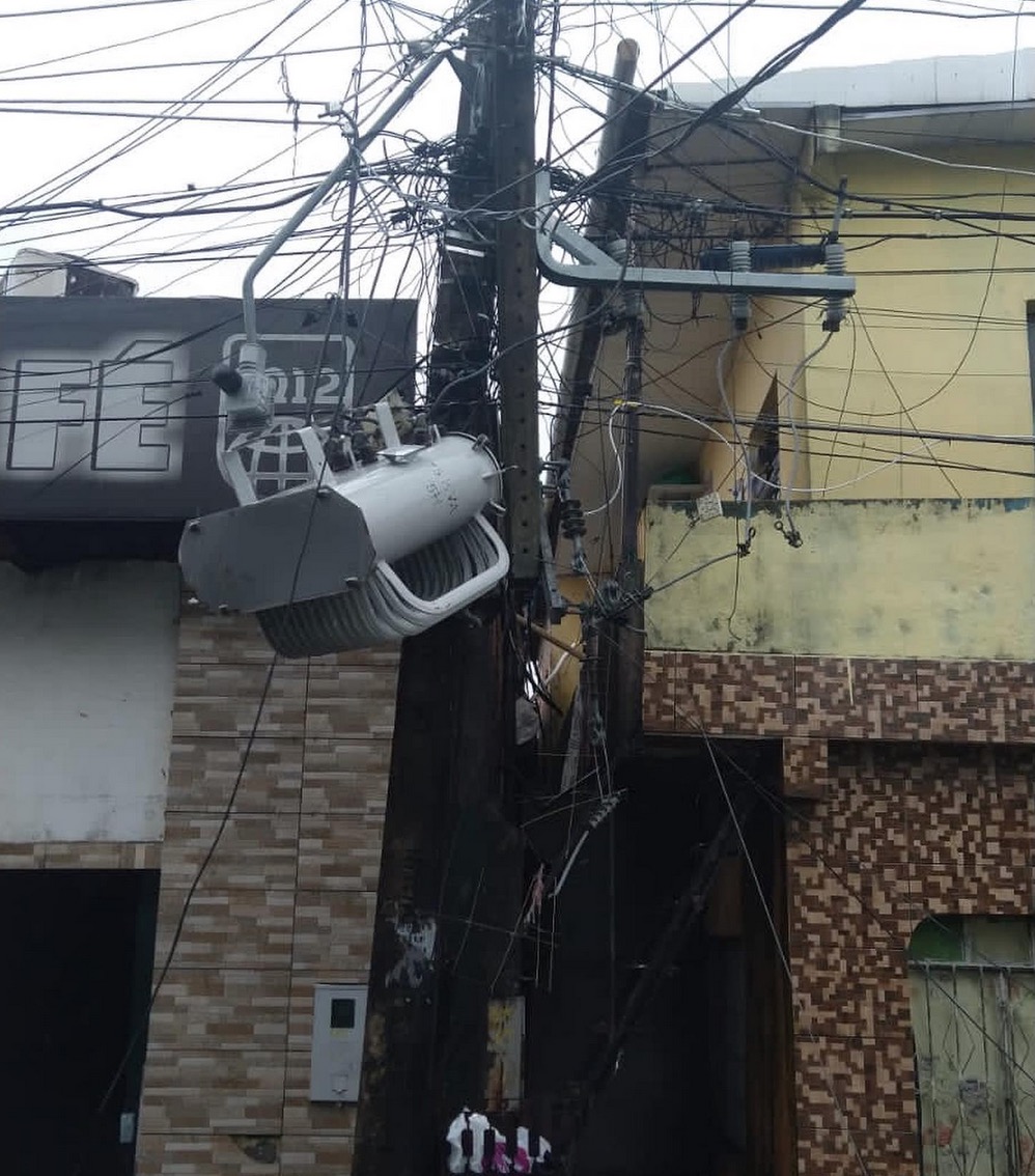 Falta de energia atinge 380 mil pessoas em Manaus após temporal