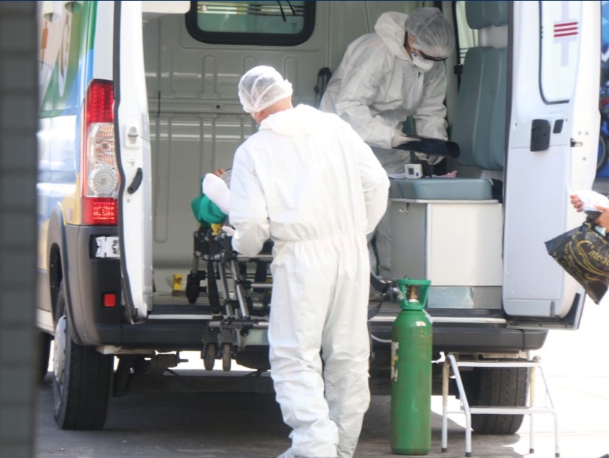 Famílias e profissionais de saúde lembram com dor e revolta falta de oxigênio em Manaus