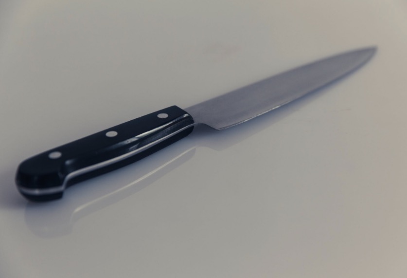 Filhos matam pai com facada após ameaças e quebra de medida protetiva