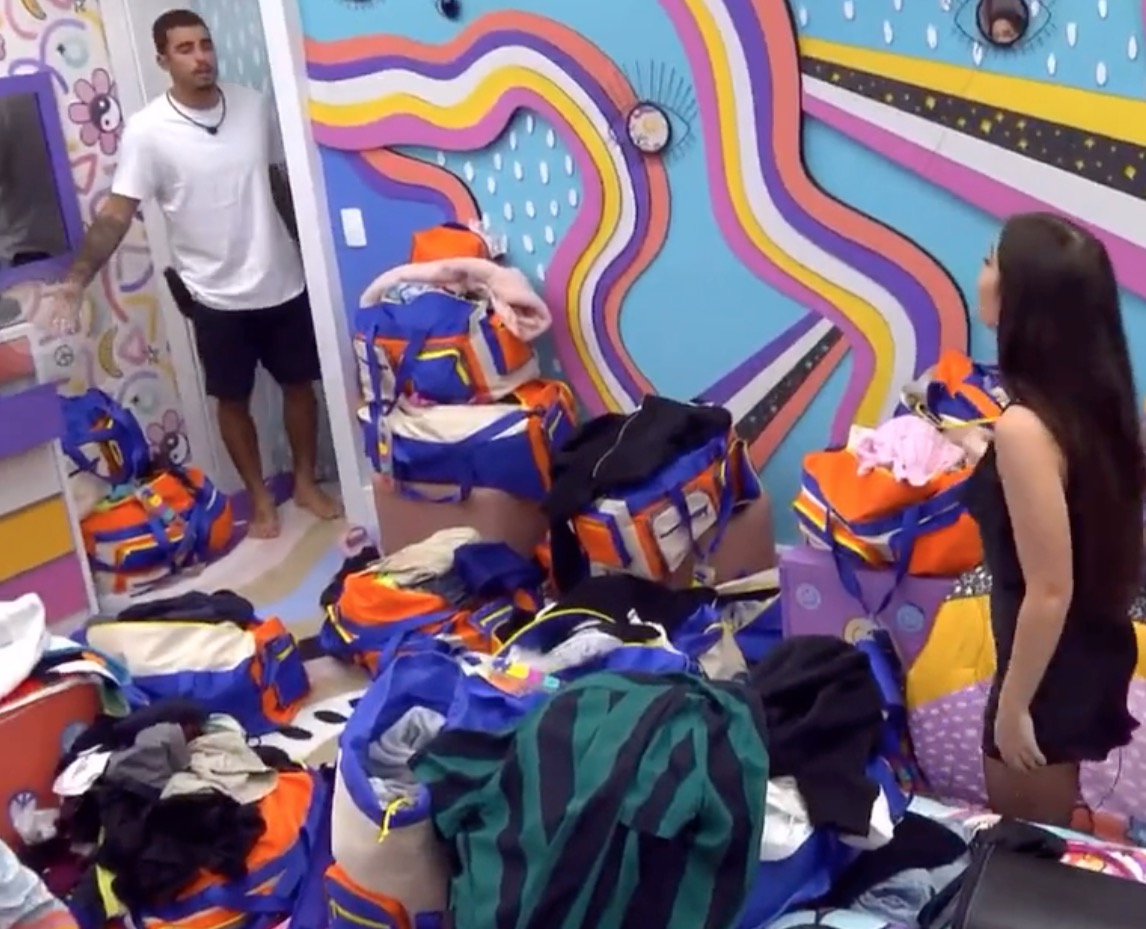Pedro Scooby dá bronca em Jade Picon após punição no BBB 22  