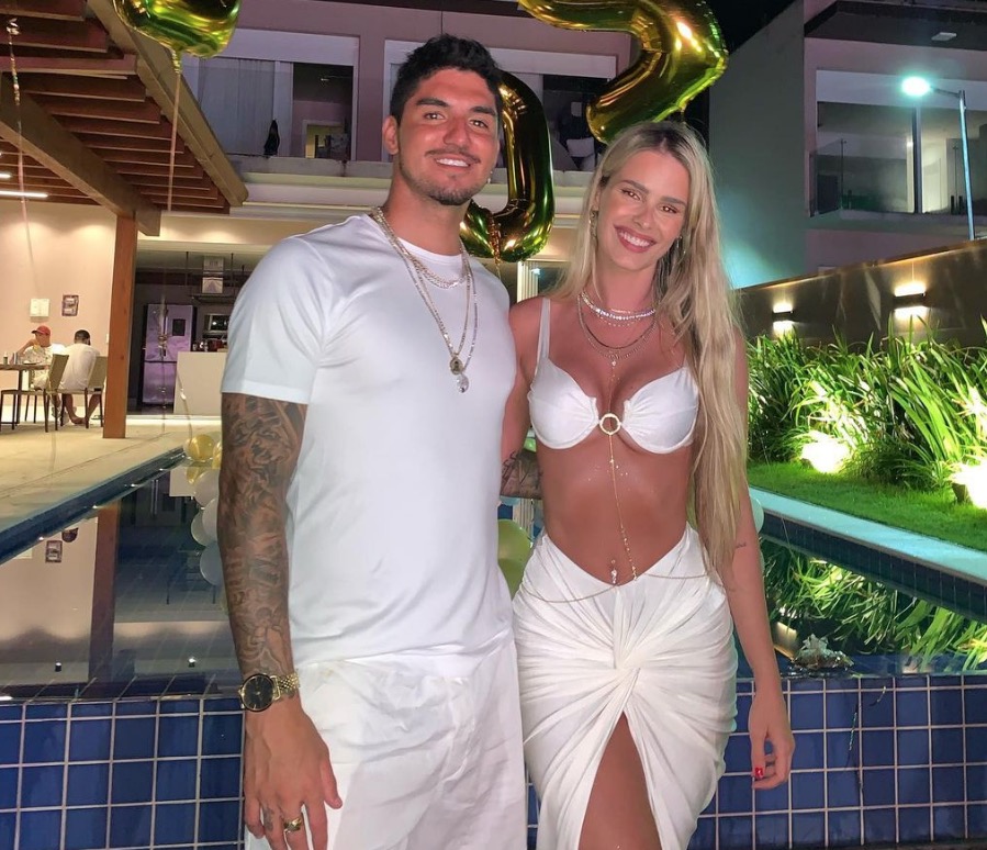 Yasmin Brunet deixa casa de Gabriel Medina após separação 