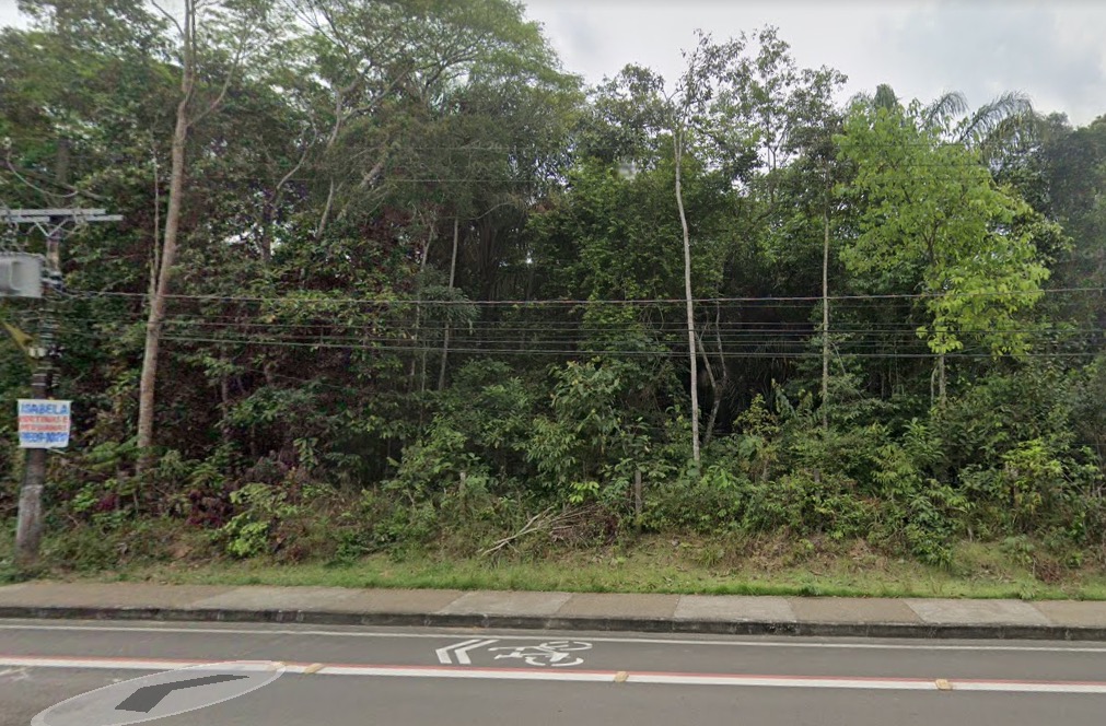 Homens obrigam mulher a descer de ônibus e a estupram na Ponta Negra