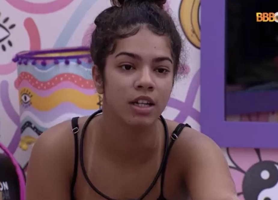 Mãe de Maria se pronuncia sobre expulsão da filha do BBB22