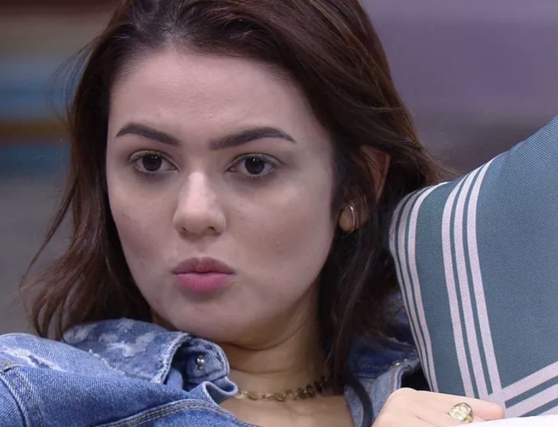 BBB22: Eslovênia coloca Jade contra parede após eliminação de Bárbara 