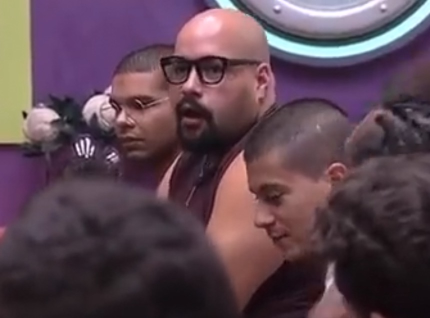 BBB22: Tiago Abravanel revela que se masturbou após ver pegação em festa 