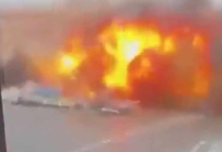 Guerra: Prédio do governo de Kharkiv é atingido por míssil russo; vídeo