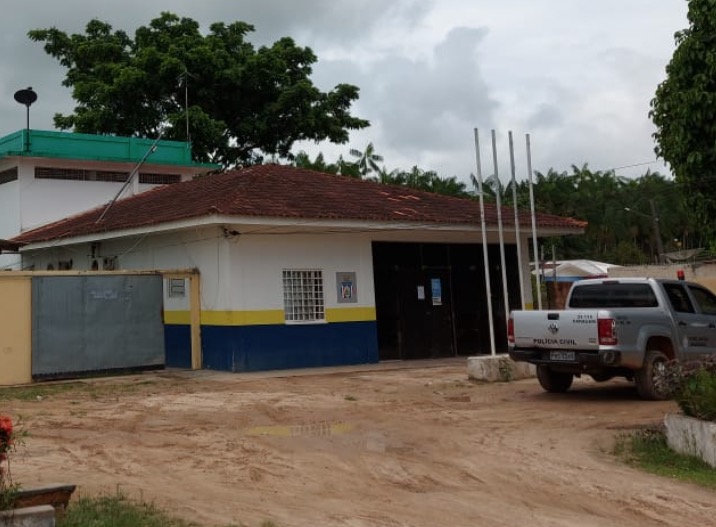 Jovem é preso vendendo pássaros ilegais no interior do Amazonas 