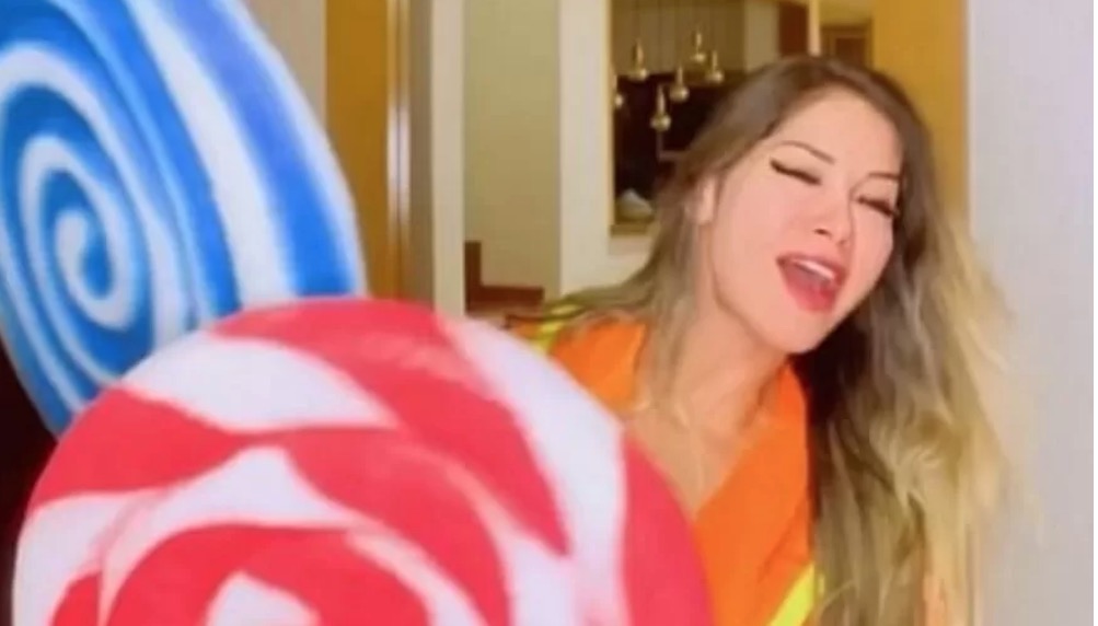 Maíra Cardi ironiza grito de guerra de Jade Picon: ‘Chupa esse pirulito’