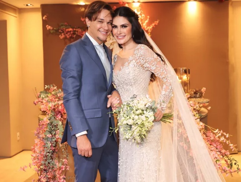 Leandro, do KLB, e Natália Guimarães se casam após 14 anos juntos