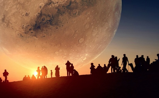 Elon Musk compartilha previsão sobre a ida de humanos a Marte