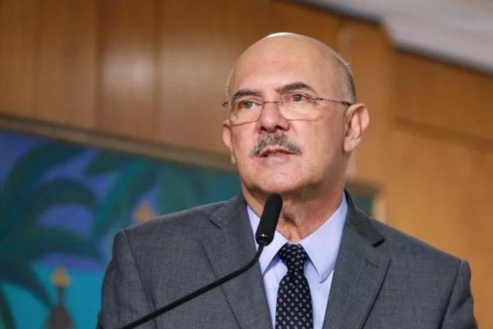 Ministro da Educação, Milton Ribeiro pede demissão após escândalo no MEC