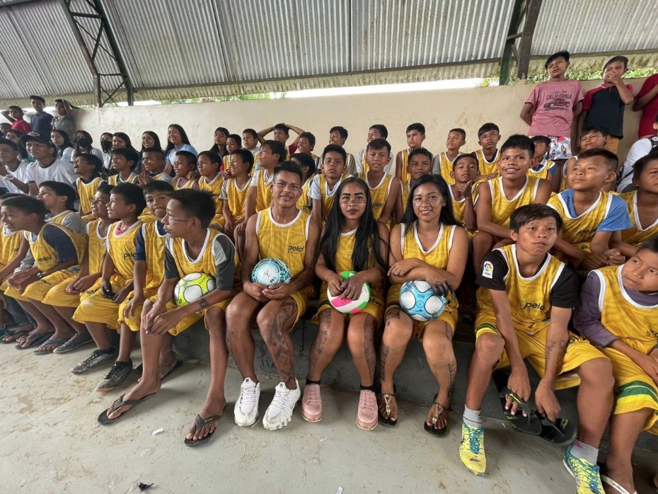 Em Tabatinga, 200 crianças da etnia Ticuna participam atividades esportivas