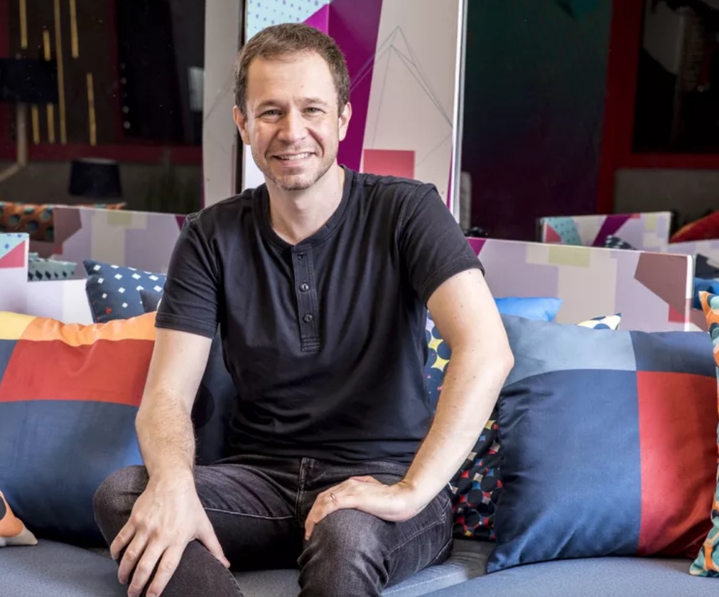 Tiago Leifert volta à Globo e vai narrar Copa do Mundo no SporTV