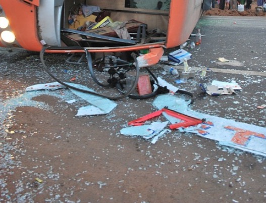 Acidente com ônibus deixa 14 mortos no México 