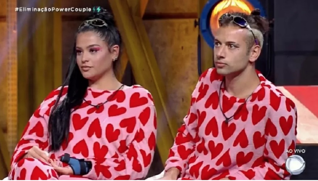 Eliminado, Cartolouco detona Record ao vivo e chuta cenário ao vivo