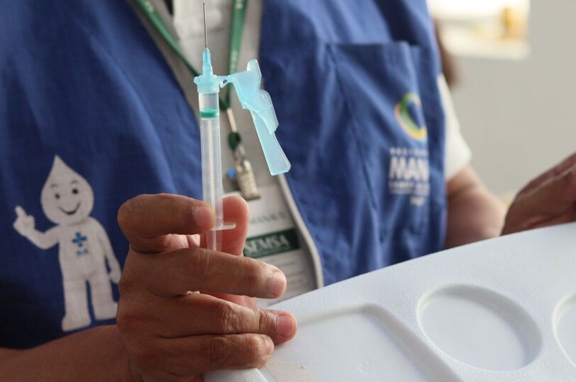 Confira pontos de vacinação contra a Covid-19 em Manaus neste sábado