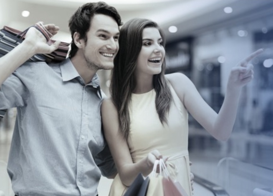 Namorados vão ganhar presentes mais baratos este ano, segundo Fecomércio