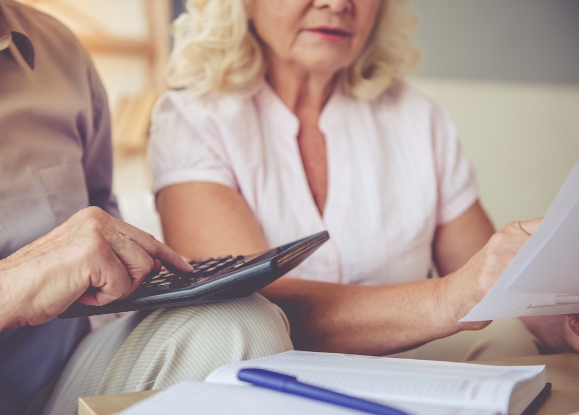 TRF-4 concede liminar para isentar idosa com Alzheimer de declarar IR