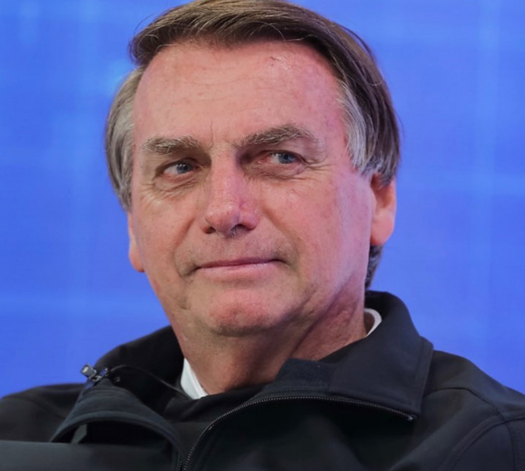 Bolsonaro é criticado por participar de motociata em Manaus após mortes de Bruno e Dom