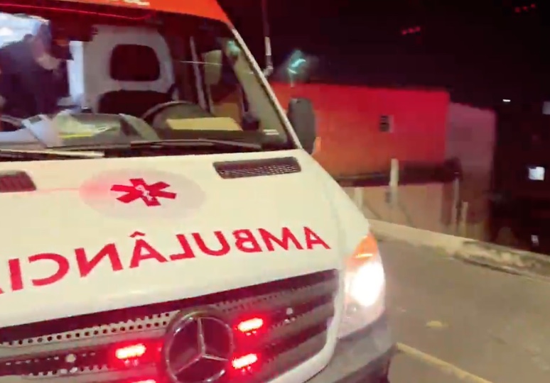 Pedestre é roubado e espancado por criminosos em Manaus