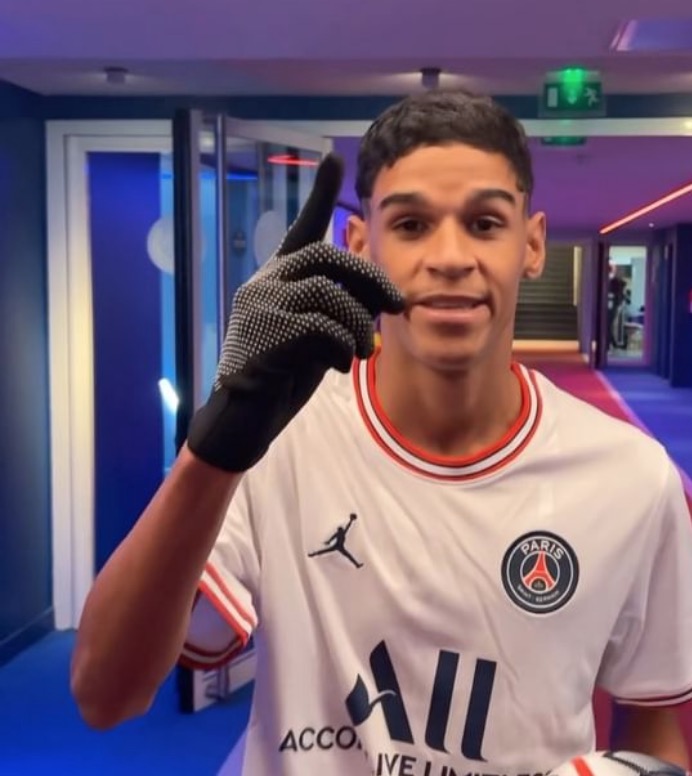 Empresário de Luva de Pedreiro se pronuncia após rumores de briga 