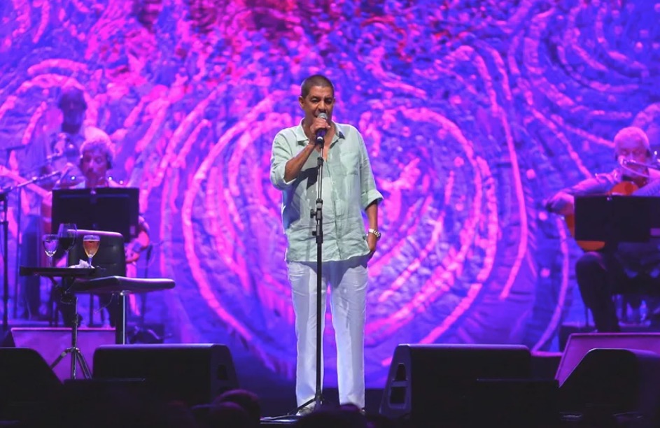 Zeca Pagodinho testa positivo para Covid-19 pela segunda vez