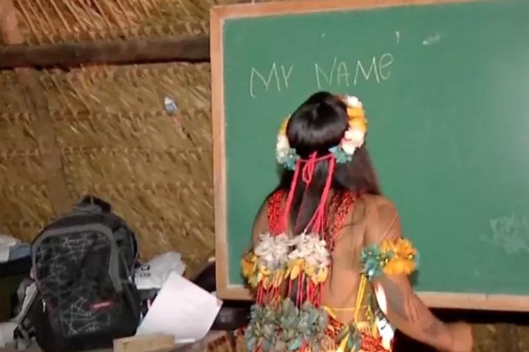 Embaixada dos EUA oferece curso de inglês para indígenas na Amazônia