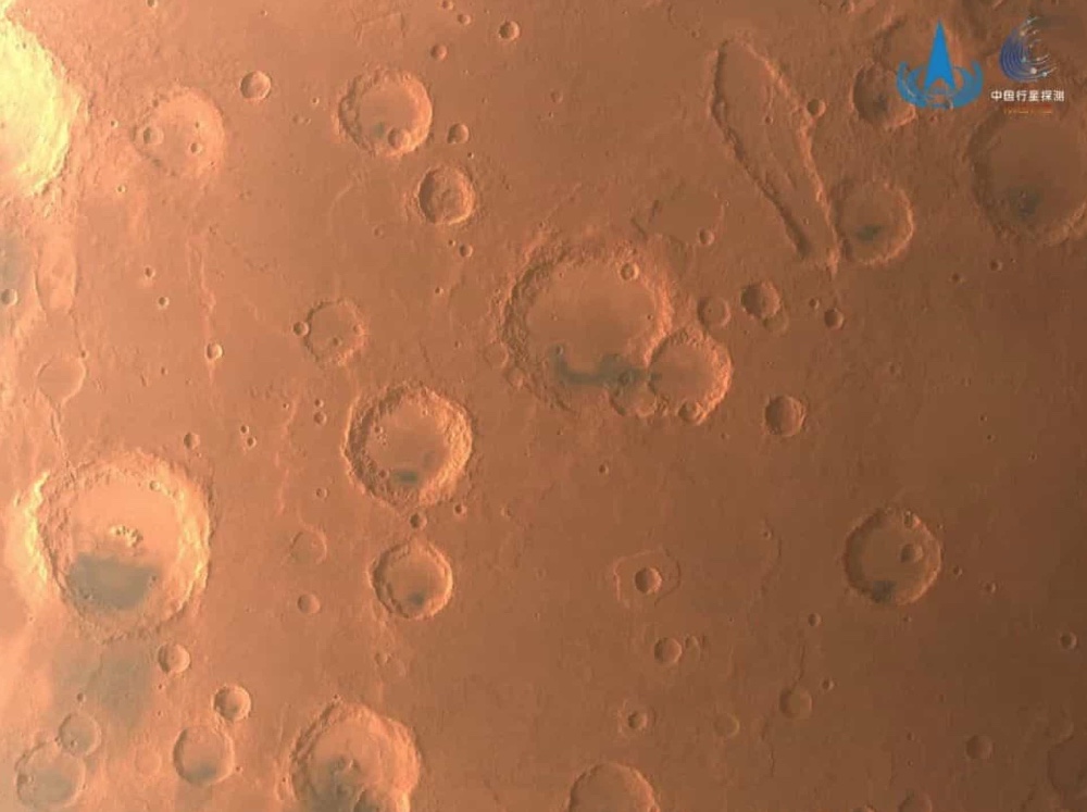 China compartilha novas fotografias da superfície de Marte; confira