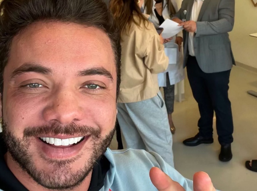 Com hérnia de disco, Wesley Safadão recebe alta do hospital 
