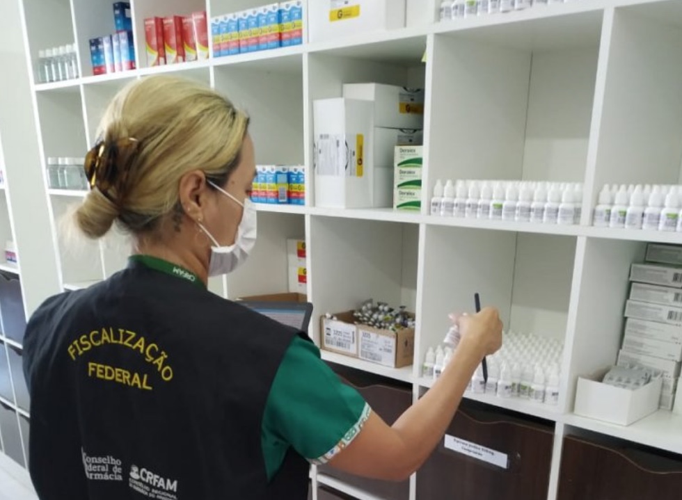 MPAM investiga irregularidades em farmácias de Coari 