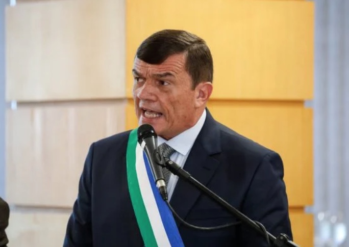 Ministro da Defesa propõe eleição paralela com cédulas de papel este ano