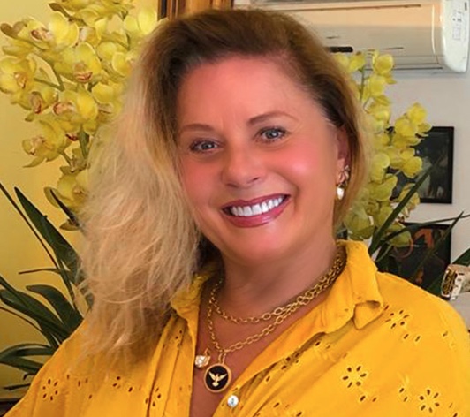 Vera Fischer é furtada durante visita a Feira Hippie em Belo Horizonte 