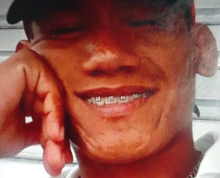 Mãe busca filho que desapareceu a caminho do interior no Amazonas