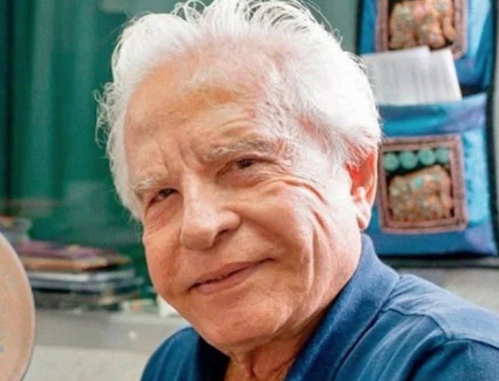 Cid Moreira rejeita aproximação com os filhos: ‘jogado no lixo por causa de dinheiro’ 
