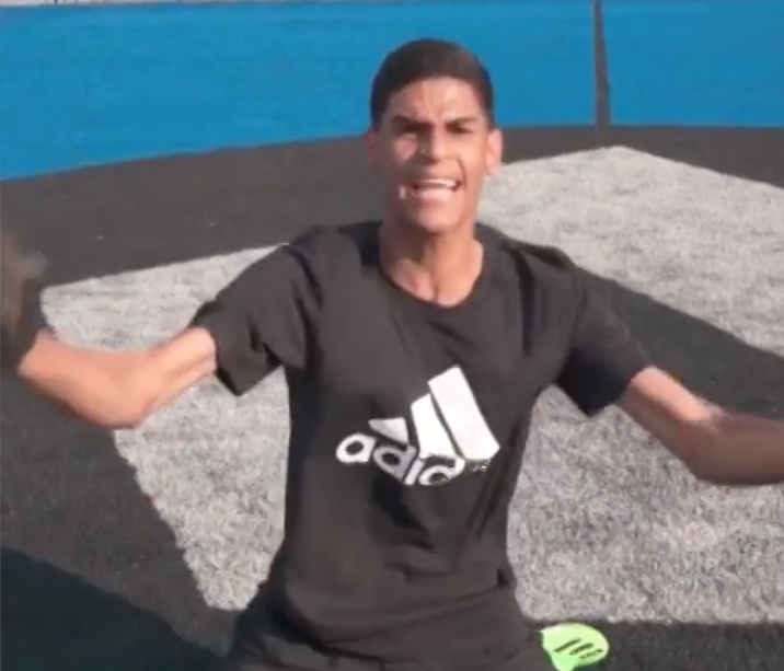 Luva de Pedreiro assina contrato milionário com a Adidas