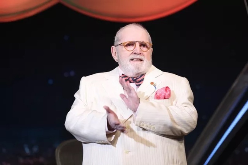 Corpo de Jô Soares deixa hospital em São Paulo 