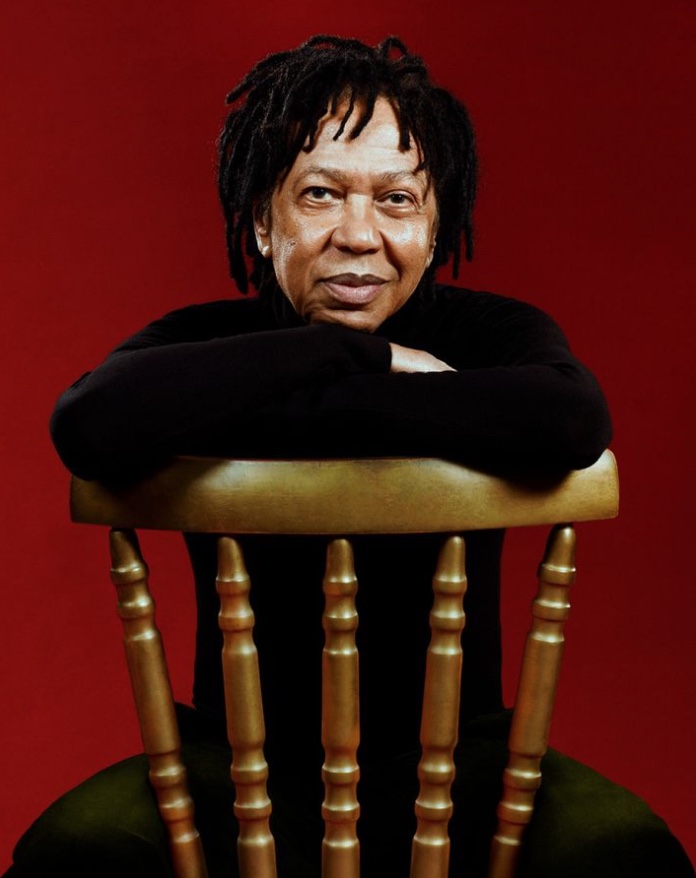 Djavan fala sobre boatos de Parkinson e explica tremores 