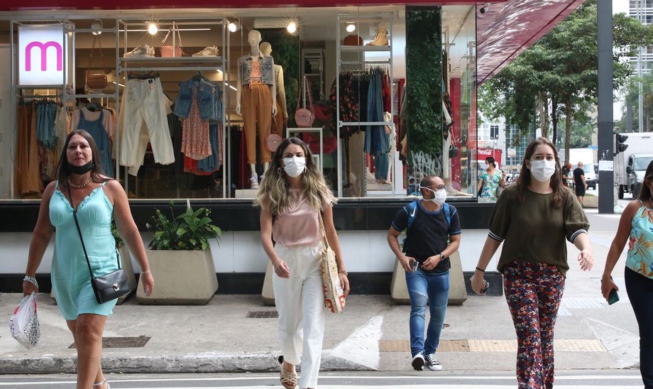 Covid-19: Brasil registra 7,9 mil casos e 120 mortes em 24 horas