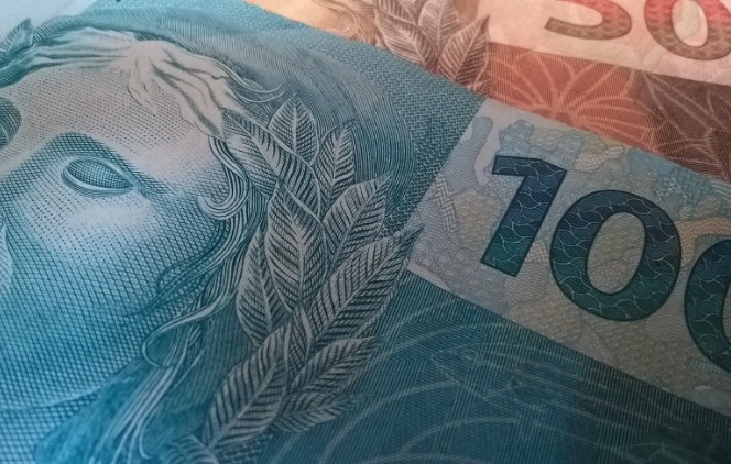 Auxílio Brasil: empréstimos consignados devem começar em setembro