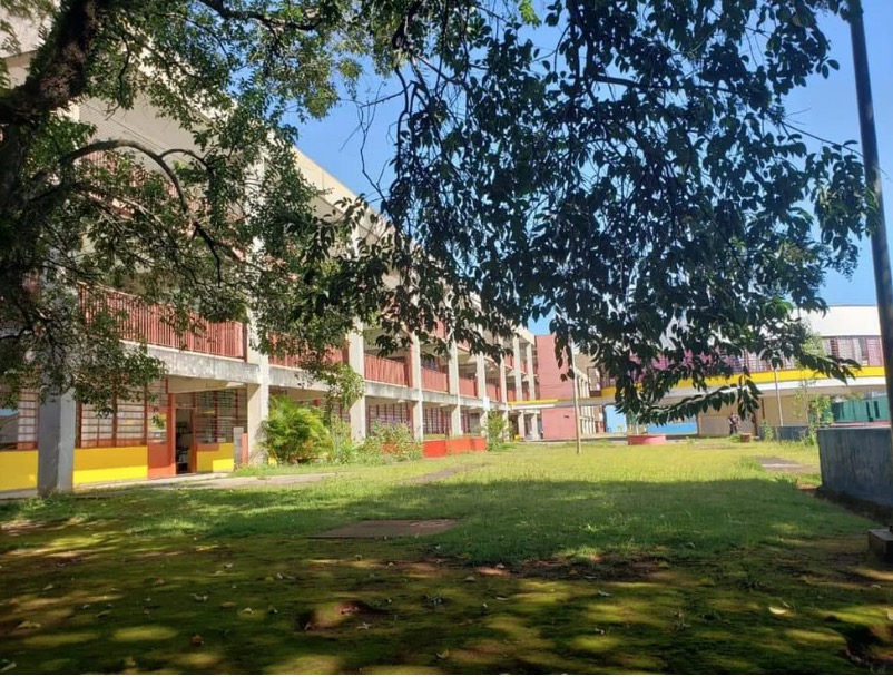 Bebê de 2 anos morre durante atividade em quadra de creche 