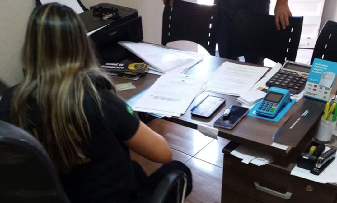 PF realiza operação contra líderes de facção criminosa 