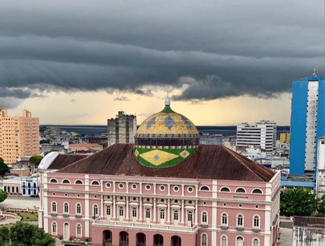 Manaus tem possibilidade de fortes chuvas e rajadas de vento nesta quinta
