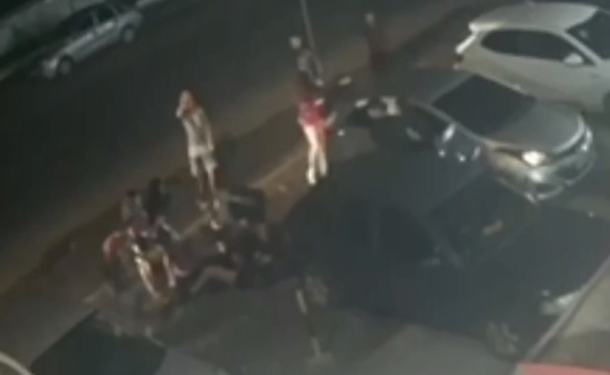 Cantora é espancada por PM e mulher antes do show; vídeo 