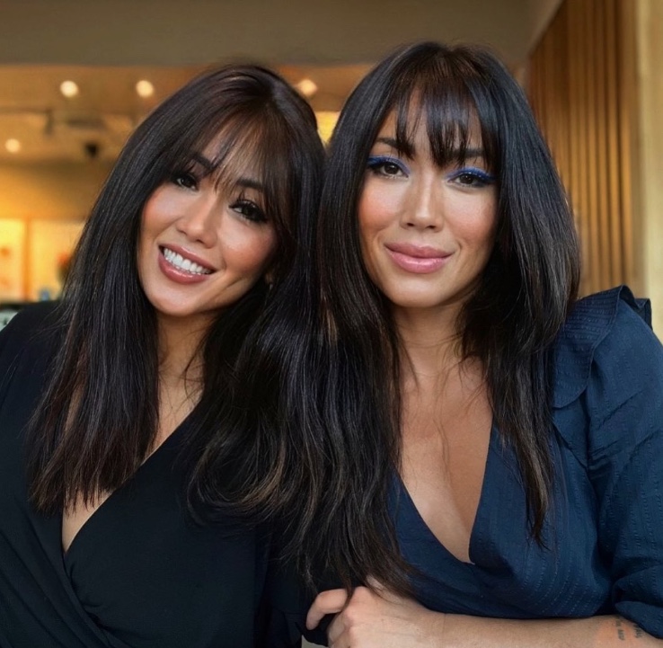 Dani Suzuki impressiona por semelhança com irmã: 'gêmeas`