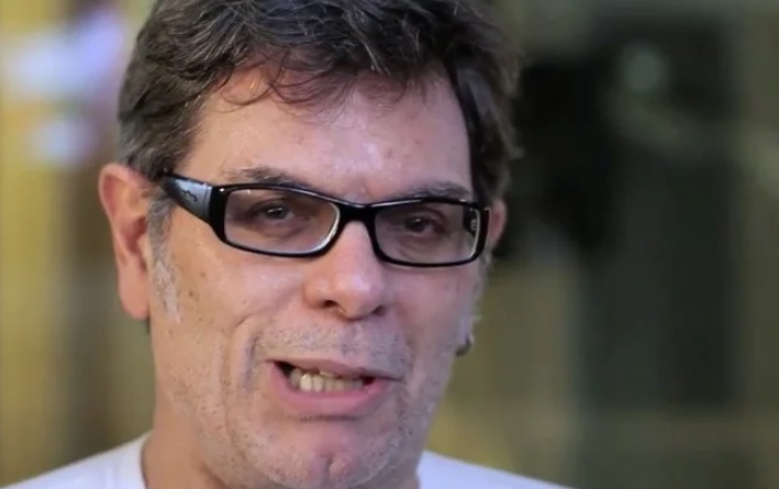 Roger Moreira pede para garota de 11 anos estuprada 'parar de meter' e é alvo de críticas